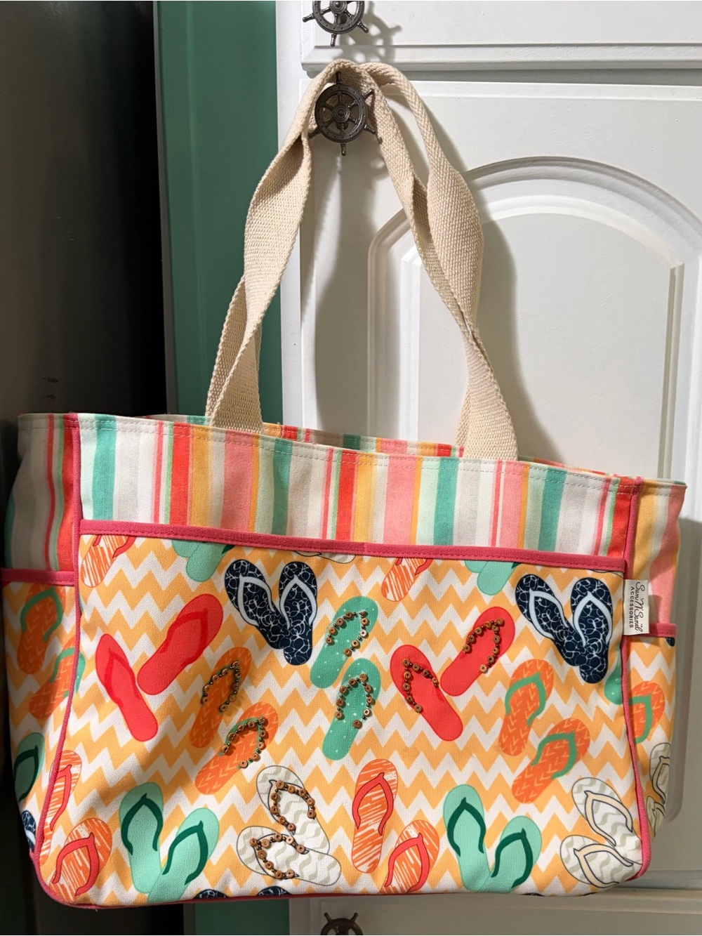 Coastal Sun N Sand Flip Flop Print Tote Bag - Multicolor